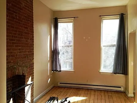 204 Bloomfield St #2 — Photo 3
