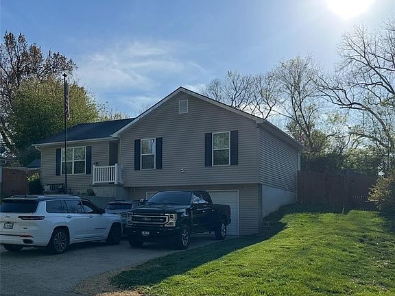 2nd image of 2404 Shirley Dr