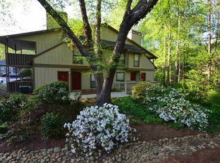 1207 Woodcliff Dr, Sandy Springs, GA 30350