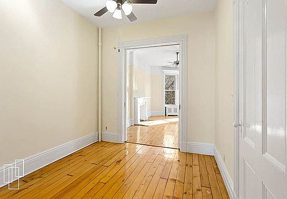 3rd image of 346 6th Ave #2