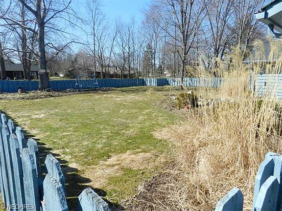 3rd image of 4944 Mills Creek Ln