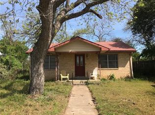1318 Farm St, Bastrop, TX 78602