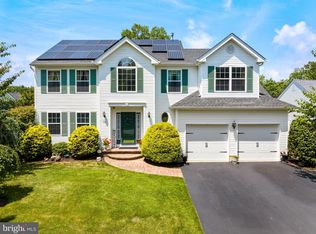 25 Raintree Dr, West Creek, NJ 08092