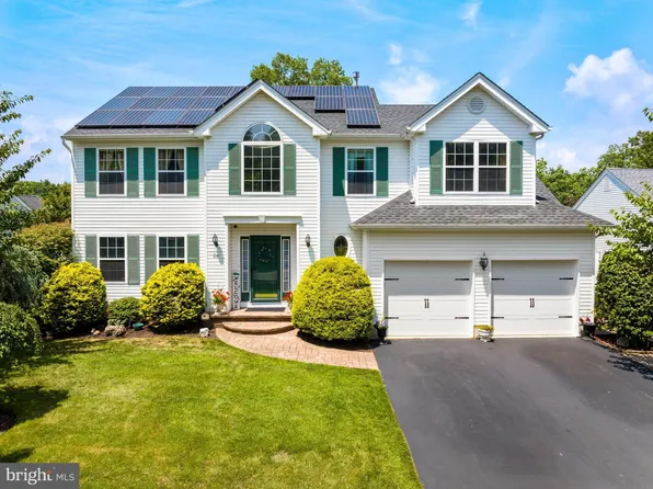 25 Raintree Dr, West Creek, NJ 08092