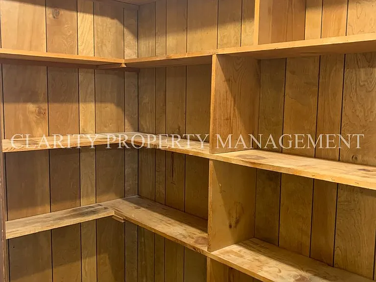 883 Harle Ave NW — Photo 11