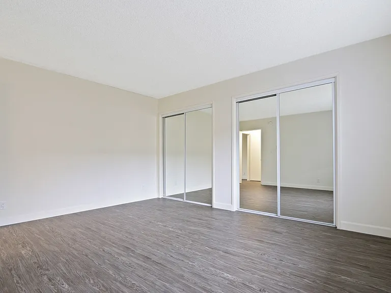 3749 McLaughlin Ave. — Photo 57