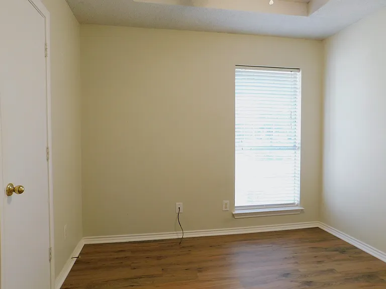 3109 N Bell Ave — Photo 20