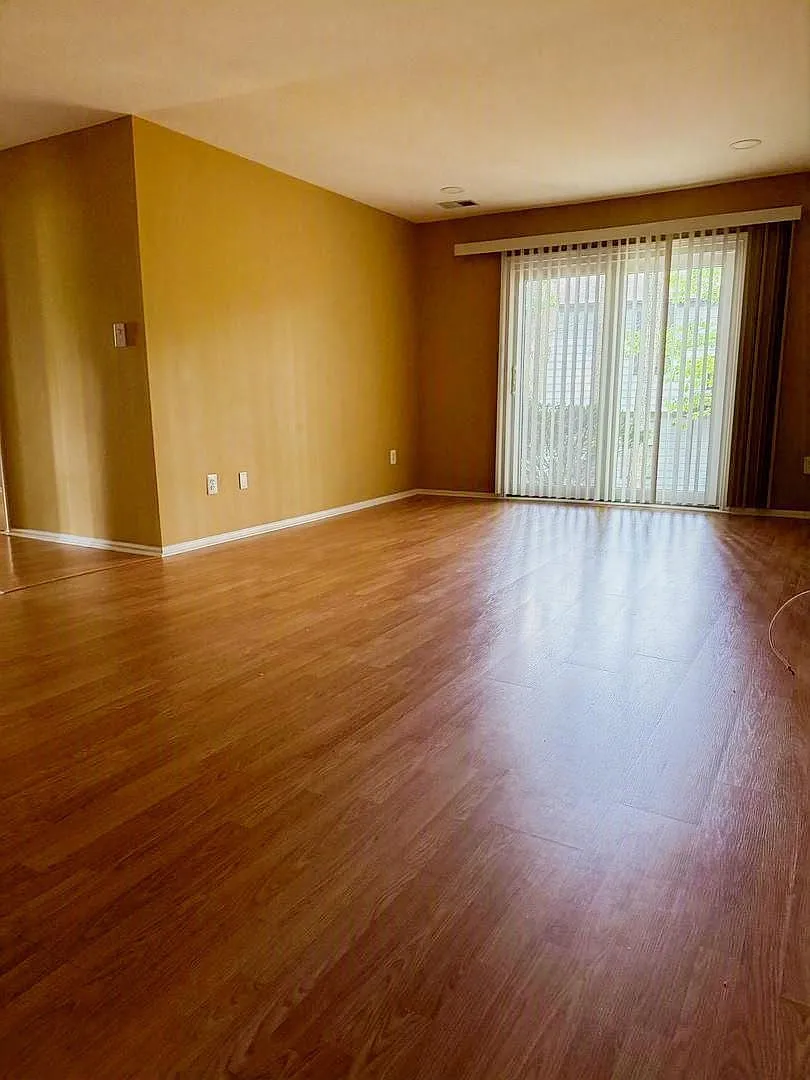 2 bed, 1150 sqft, $1,025 — Photo 1