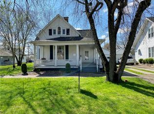 911 Archer Ave, Marshall, IL 62441