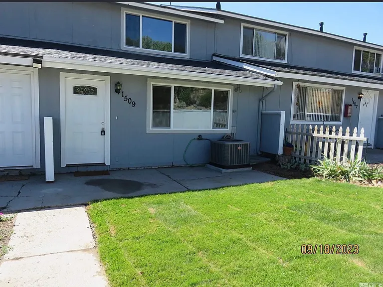 1509 E Long St — Photo 4