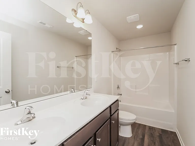 7326 Brawley Wood Ct — Photo 14
