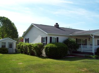 502 Twin Lakes Dr, Smiths Creek, MI 48074