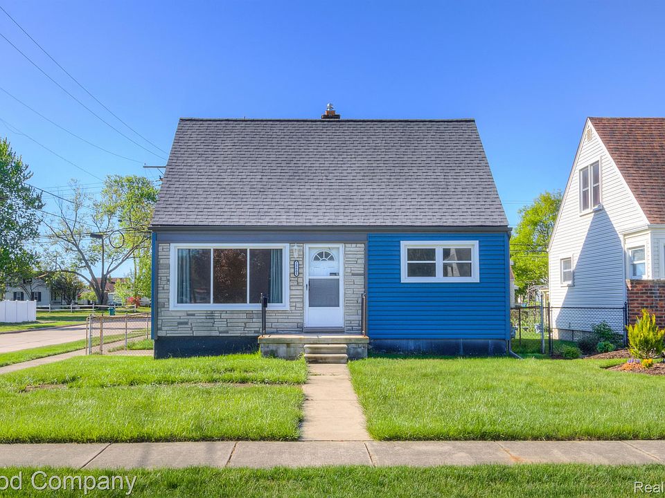 1st image of 28605 James St