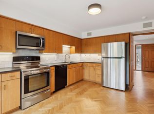 4635 Bayswater Rd, Shorewood, MN 55331