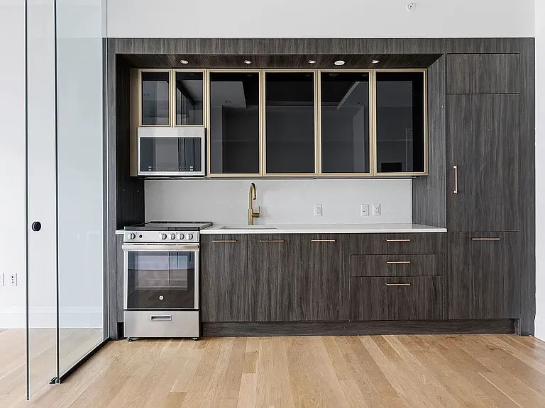 329 Gates Ave #504 — Photo 4