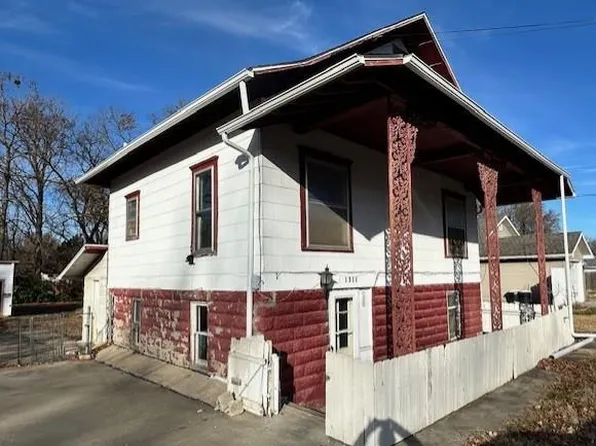 1311 N Washington St, Nevada, MO 64772