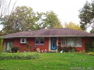100 Elmer St, Troy, IL
