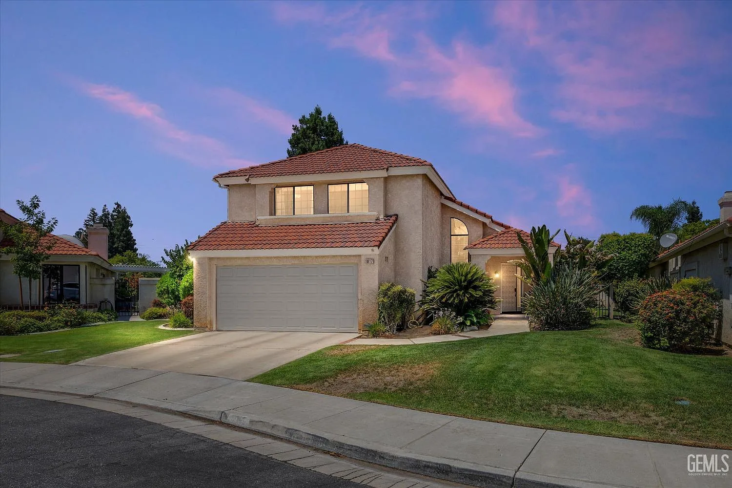 1017 Sussex Cir photo 1