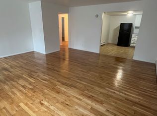 5735 256th St FLOOR 1, Little Neck, NY 11362