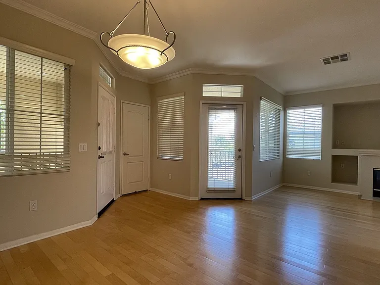 12652 Creekview Dr #127 — Photo 3