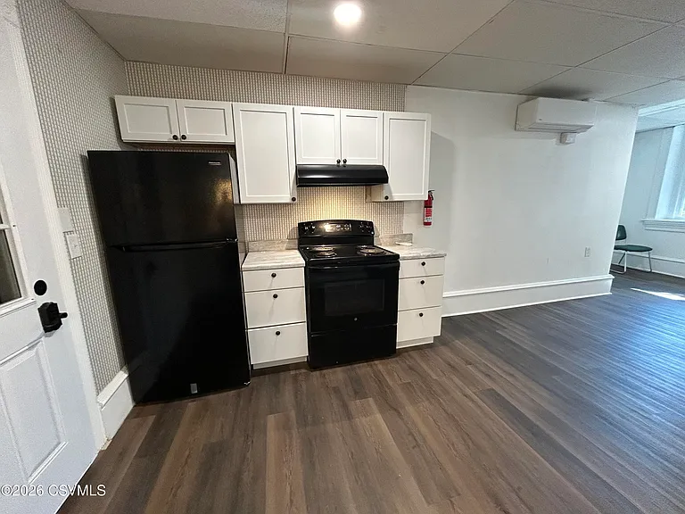 352 Market St #A — Photo 4
