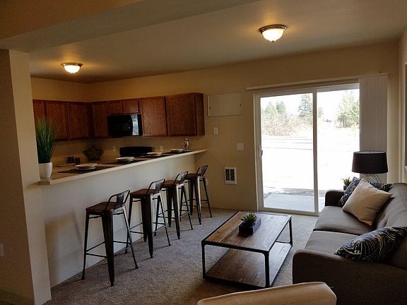 5th image of 5120 E Grace Ave