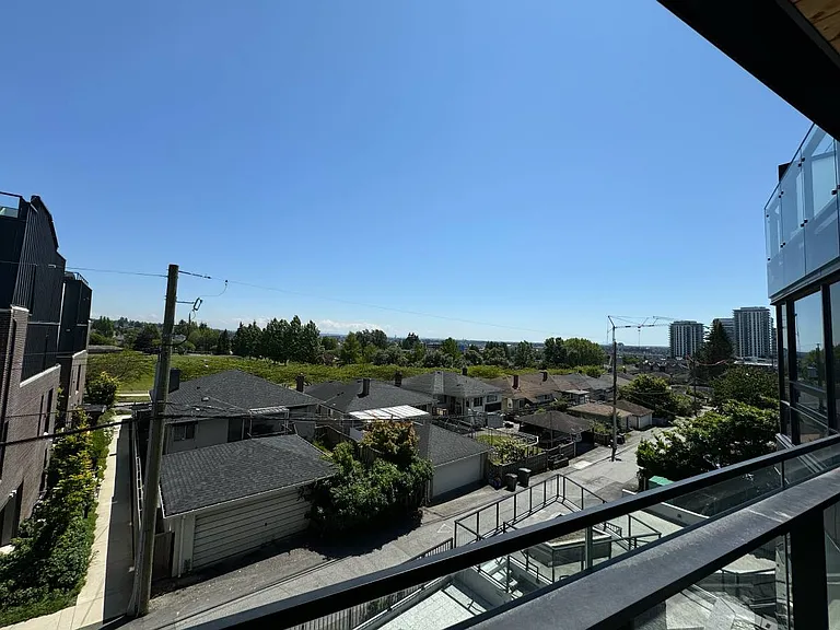 7638 Cambie St #308 — Photo 13