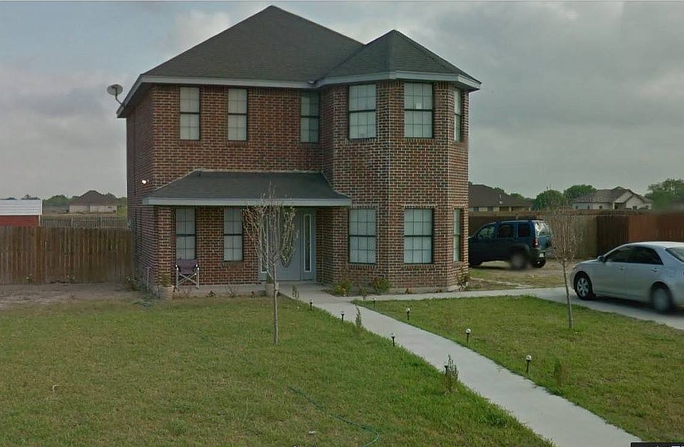 1st image of 1915 Dogwood St