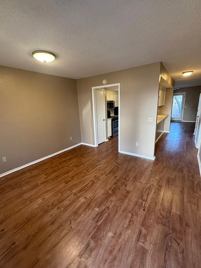 Stonecreek Townhomes — Photo 2
