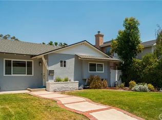 22157 Del Valle St, Woodland Hills, CA 91364