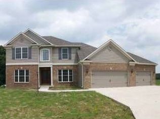 2016 John Dr, Mahomet, IL 61853