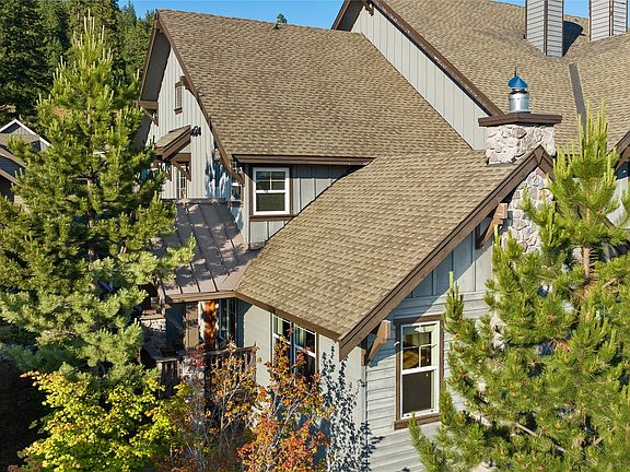 Fantastic location within The Villages at Roslyn Ridge!>