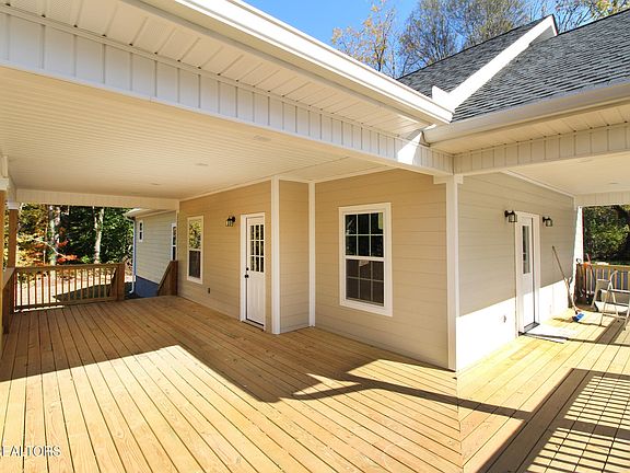 3rd image of 2360 Mealer Rd