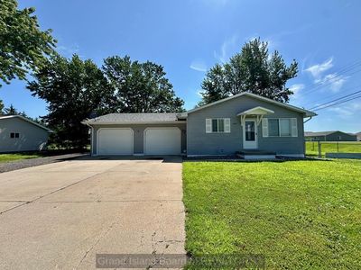 103 Beachwood Dr, Grand Island, NE, 68803