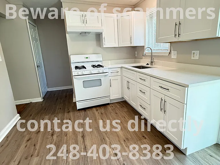 133 S Christine Cir #1 — Photo 4