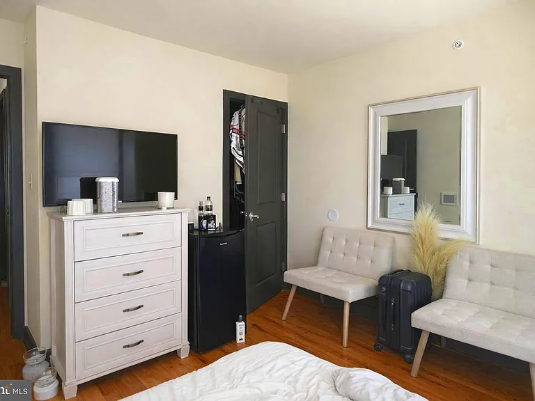 1829 N Bouvier St #B — Photo 6