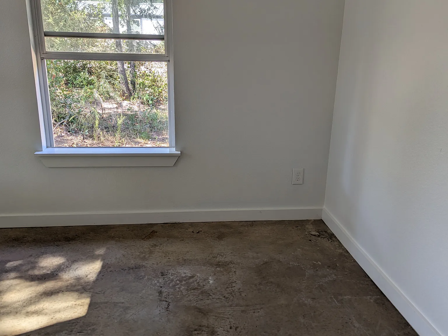 2 bed, 1000 sqft, $1,550 — Photo 3