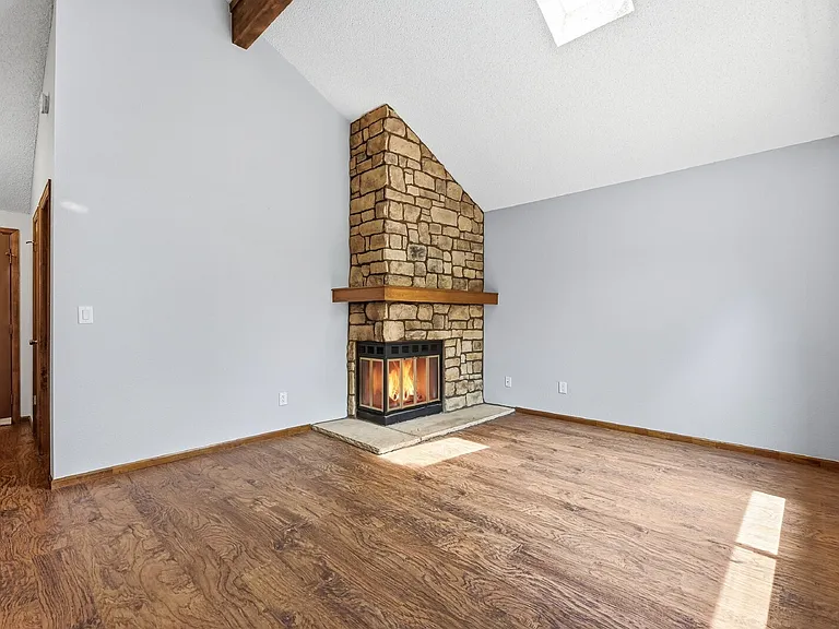 6170 Willow Ln — Photo 7