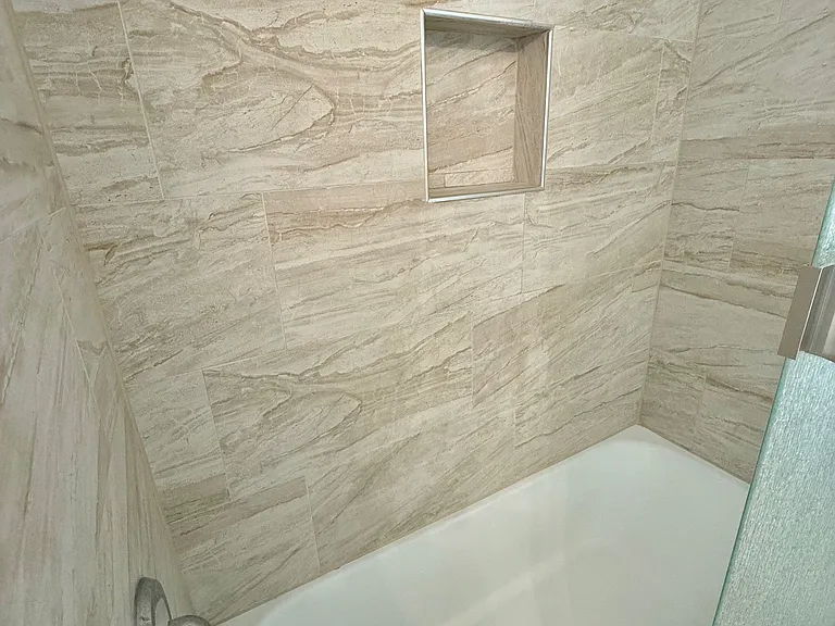 919 E Carson St #1 — Photo 11