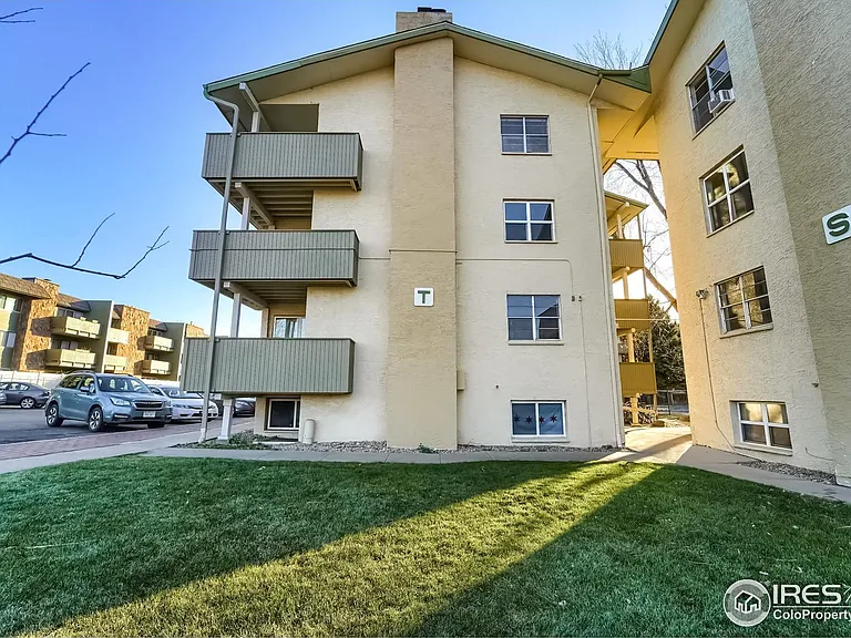 3035 Oneal Pkwy #T37 — Photo 2