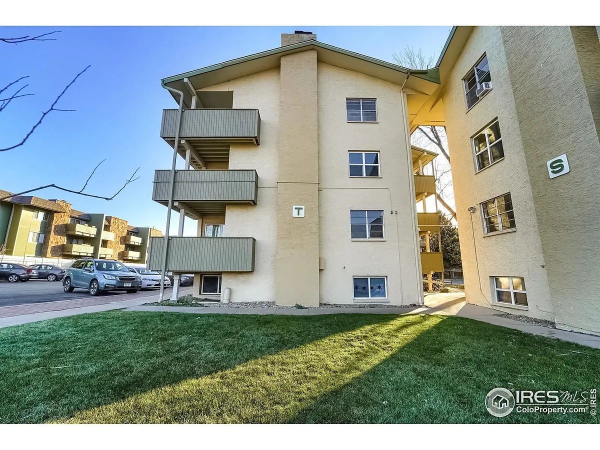 Building Photo - 3035 Oneal Pkwy #T37