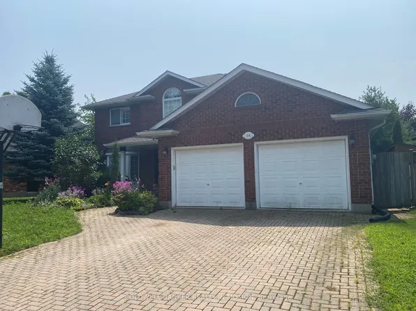18 Rolling Meadows Blvd, Pelham, ON L0S 1E4