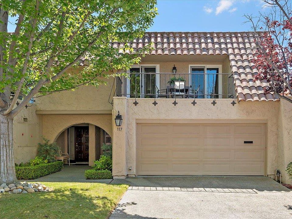 1st image of 117 Plazoleta
