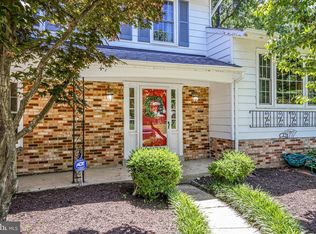 8707 Falkstone Ln, Alexandria, VA 22309