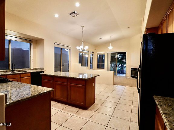 3rd image of 13614 N 12th Pl