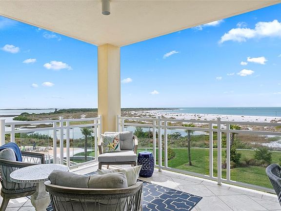 3rd image of 800 Collany Rd Unit 303