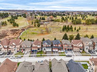 166 Inverness Way, Bradford West Gwillimbury, ON L3Z0W4