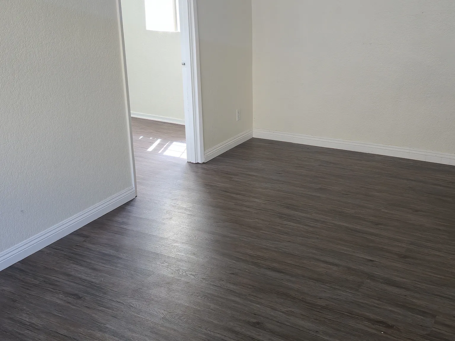 1 bed, 409 sqft, $2,000 — Photo 2