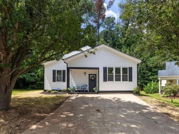 4193 Wingfoot Ct, Decatur, GA 30035