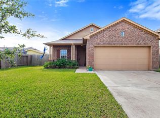 3127 Cambridge Meadows Ln, Dickinson, TX 77539